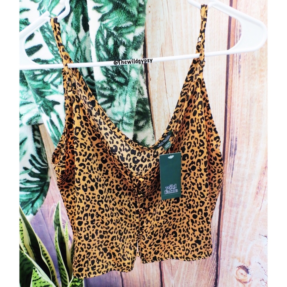 NWT Cheetah slouchy cropped tank 🌜 - Picture 2 of 5
